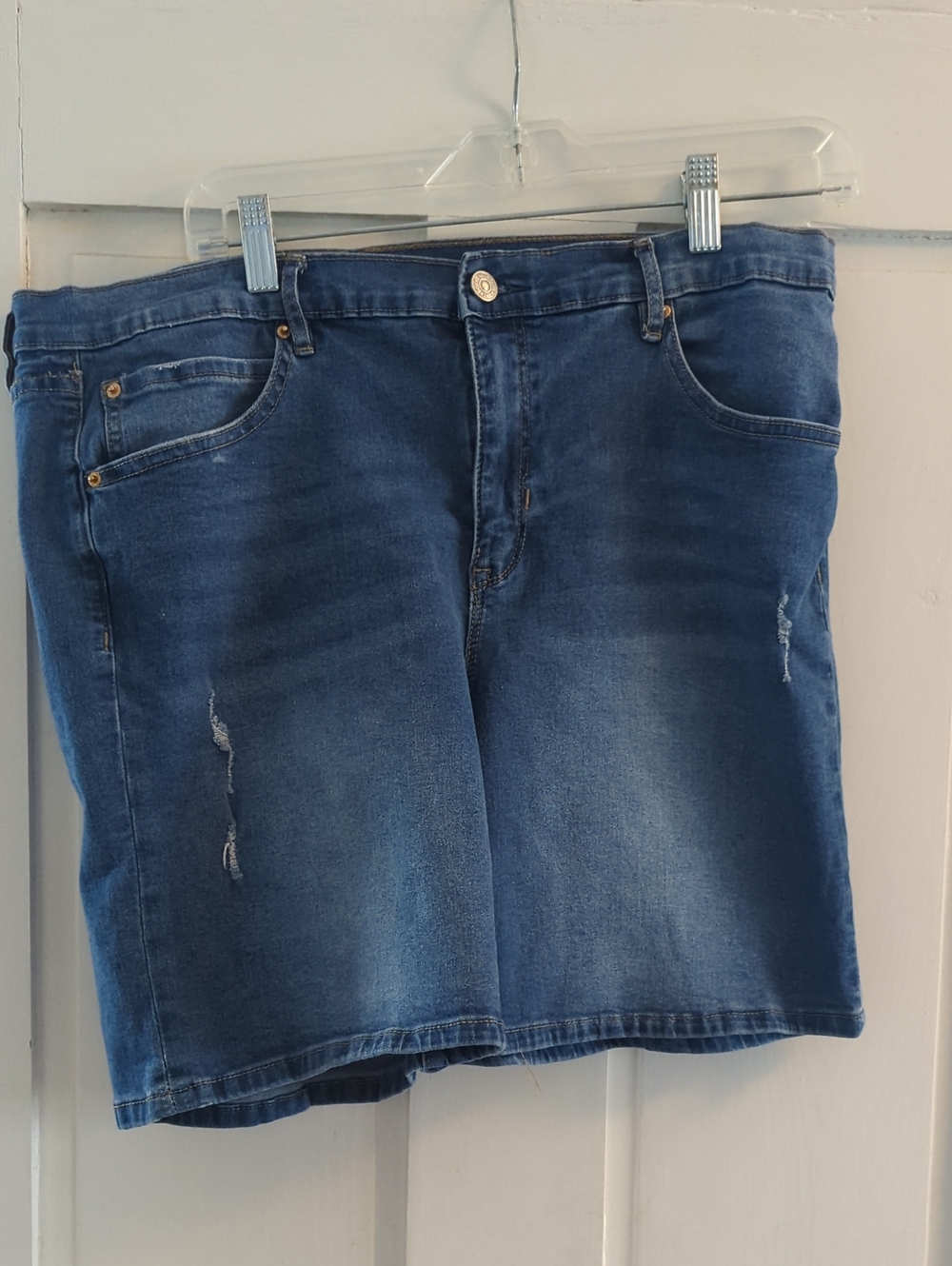 Nicole Miller Light Blue Denim Jean Shorts  with Contrast Stitching